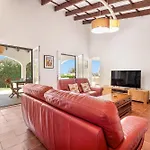 Estrellas Villa